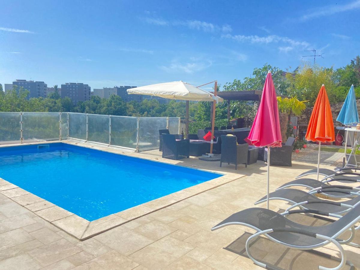 Magnifique Villa Avec Piscine Beaujolais Gleize Екстер'єр фото